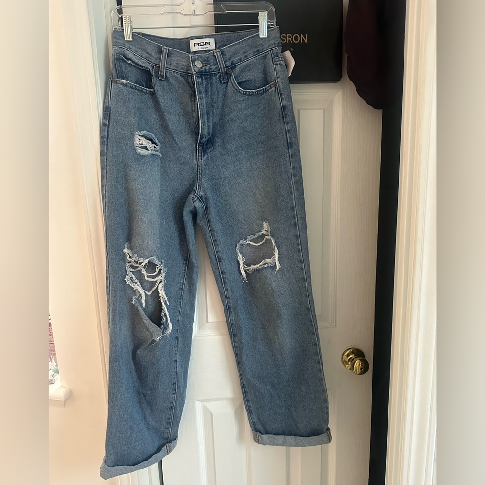 RSQ Relaxed Fit Jeans in Classic Blue Women’s frayed legs - Picture 2 of 6